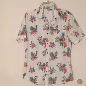 On The Byas ~ Men’s Hawaiian Shirt Size: M